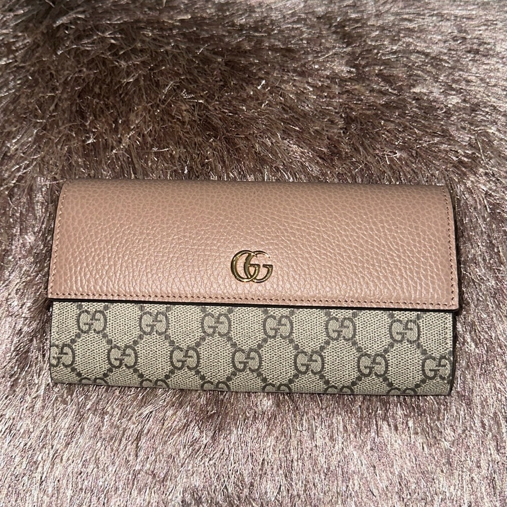 Gucci Wallet